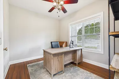 811 Michigan Street, Wheaton, IL 60187 - Photo 4