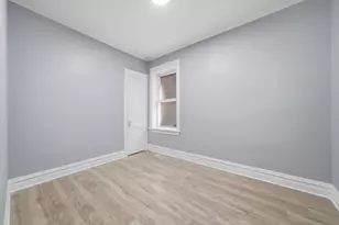 7353 S Blackstone Ave, Chicago, IL 60619 - Photo 8