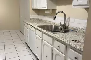 2201 S Grace St, Lombard, IL 60148 - Photo 4