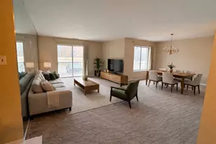 2201 S Grace St, Lombard, IL 60148 - Photo 6