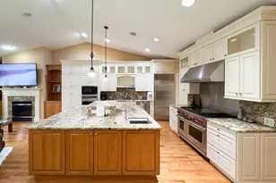 1442 Brady Ln, Rockford, IL 61108 - Photo 6