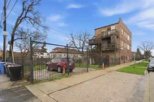 6758 S Hermitage Ave, Chicago, IL 60636 - Photo 2