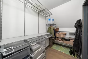 1529 N Harding Ave, Chicago, IL 60651 - Photo 32