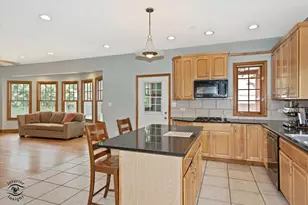 10050 S Damen Ave, Chicago, IL 60643 - Photo 18
