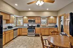10182 N Adeline Rd, German Valley, IL 61039 - Photo 14