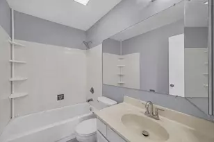 1784 McCormick Ln, Hanover Park, IL 60133 - Photo 16