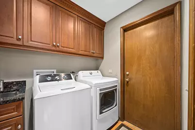 1310 Champion Forest Court, Wheaton, IL 60187 - Photo 20