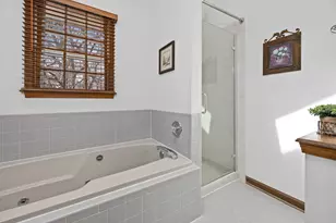 1310 Champion Forest Ct, Wheaton, IL 60187 - Photo 26