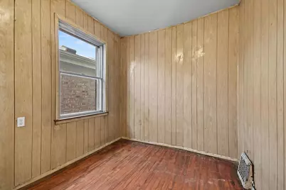 4638 N Hamlin Avenue, Chicago, IL 60625 - Photo 12