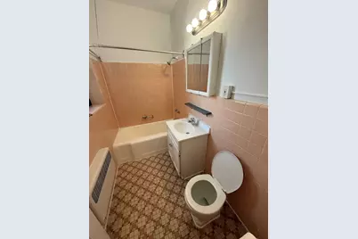 6230 N Kenmore Avenue #1002, Chicago, IL 60660 - Photo 14