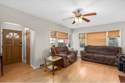 1060 Catherine Street, Joliet, IL 60435 - Photo 4