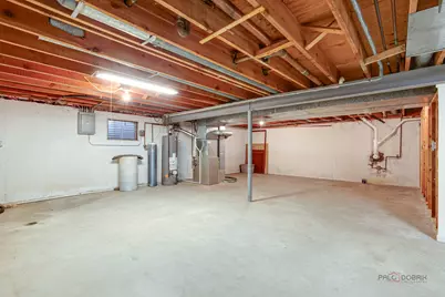 1407 N Douglas Avenue, Arlington Heights, IL 60004 - Photo 34