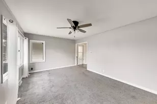 239 Maplewood Dr, Antioch, IL 60002 - Photo 4