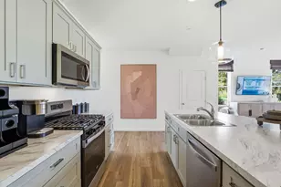 1995 Leiter Way, Hoffman Estates, IL 60169 - Photo 4