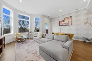 1739 N Humboldt Blvd, Chicago, IL 60647 - Photo 2