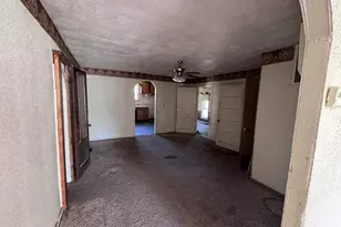 712 Rhodes St, Centralia, IL 62801 - Photo 4