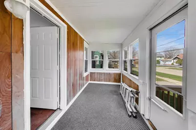 534 N May Street, Aurora, IL 60506 - Photo 4