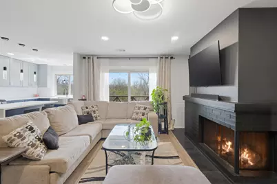 825 Thornton Court #2A, Schaumburg, IL 60193 - Photo 4
