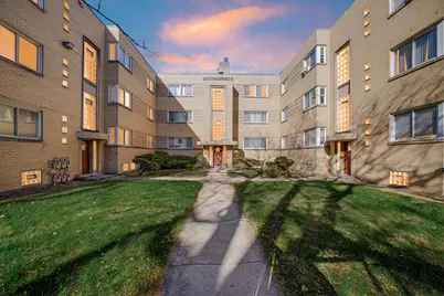 2046 E 72nd Place #2w, Chicago, IL 60649 - Photo 1