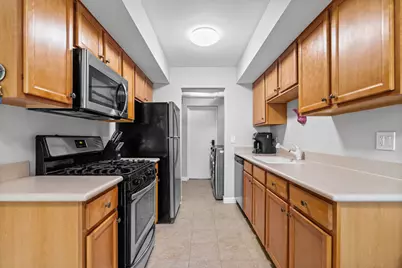 321 Fairchild Court #B, Bloomingdale, IL 60108 - Photo 6