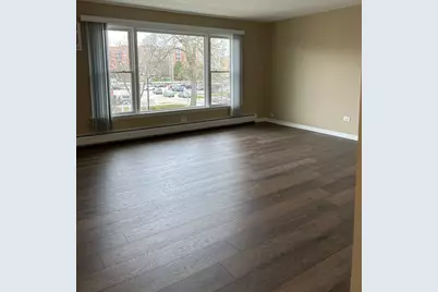 [Address not provided], La Grange, IL 60525 - Photo 18