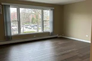 [Address not provided], La Grange, IL 60525 - Photo 18