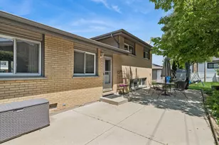 801 E Greenwood Dr, Mount Prospect, IL 60056 - Photo 20