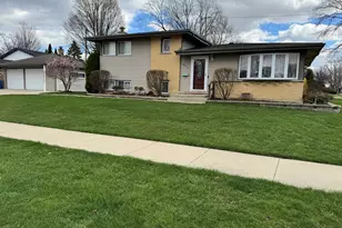 801 E Greenwood Dr, Mount Prospect, IL 60056 - Photo 24