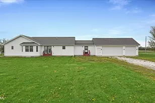 2136 N 34th Rd, Ottawa, IL 61350 - Photo 32