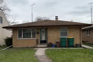 109 S Reedwood Dr, Joliet, IL 60436 - Photo 2