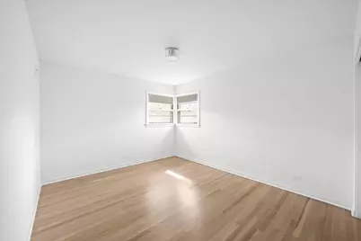 7012 N Kenton Avenue, Lincolnwood, IL 60712 - Photo 12