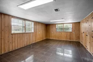 7012 N Kenton Ave, Lincolnwood, IL 60712 - Photo 16