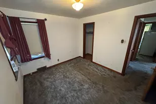 116 163rd St, Calumet City, IL 60409 - Photo 8