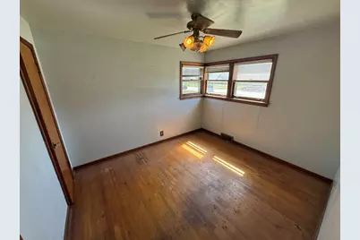 116 163rd Street, Calumet City, IL 60409 - Photo 4