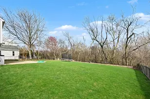 30W130 Huntington Dr, Warrenville, IL 60555 - Photo 16