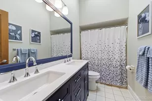 1005 Stonehedge Rd, Saint Charles, IL 60174 - Photo 32