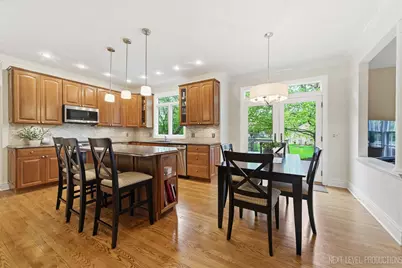 1005 Stonehedge Road, Saint Charles, IL 60174 - Photo 16