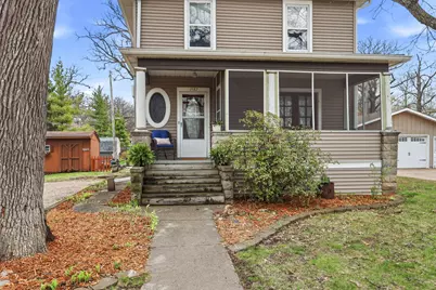 1587 34th Avenue, Moline, IL 61265 - Photo 2