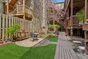 2548 N Seminary Ave, Chicago, IL 60614 - Photo 14