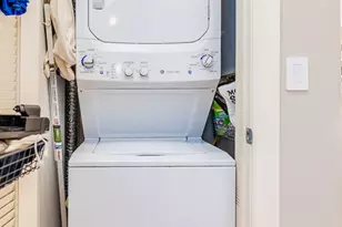 4425 N Racine Ave, Chicago, IL 60640 - Photo 10