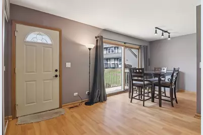 225 Foxhead Court #B, Bolingbrook, IL 60440 - Photo 2