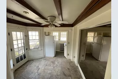 1155 Saint Johns Avenue #E, Highland Park, IL 60035 - Photo 2