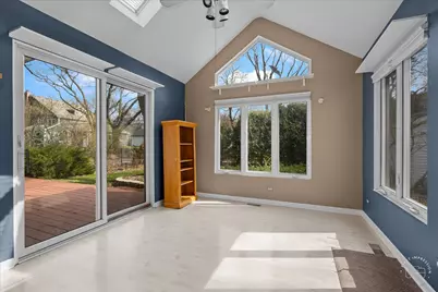 1120 N Brainard Street, Naperville, IL 60563 - Photo 4