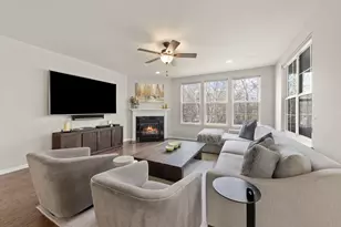 51 Somerset Cir, Wheaton, IL 60189 - Photo 14