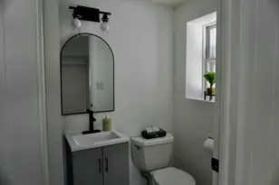 2018 E Ivy Ln, Mount Prospect, IL 60056 - Photo 26