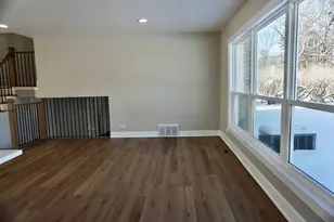 2018 E Ivy Ln, Mount Prospect, IL 60056 - Photo 12