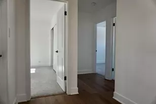 2018 E Ivy Ln, Mount Prospect, IL 60056 - Photo 18