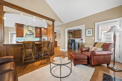 332 Regent Wood Road #332, Northfield, IL 60093 - Photo 16