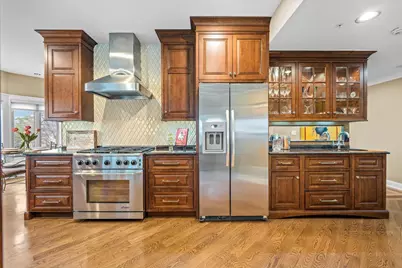 332 Regent Wood Road #332, Northfield, IL 60093 - Photo 12