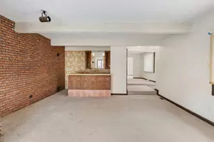 1726 E Lincoln Ave, Des Plaines, IL 60018 - Photo 12